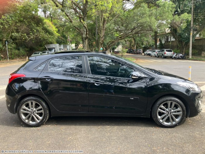 Hyundai I30 1.8 C/ TETO SOLAR 2015/2016